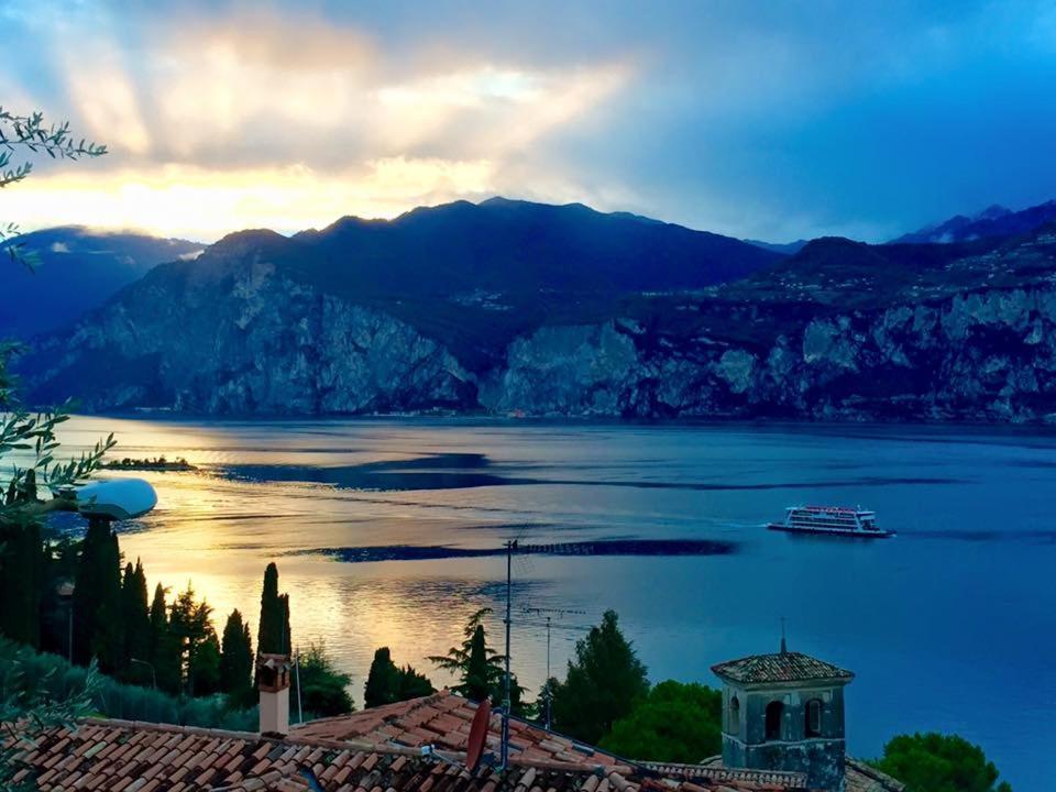 Villa Emma Malcesine Luaran gambar